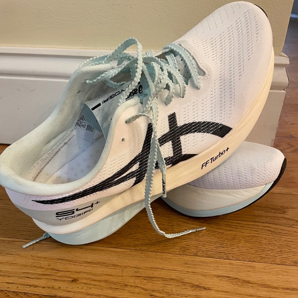 ASICS yogiri s4+ Women’s